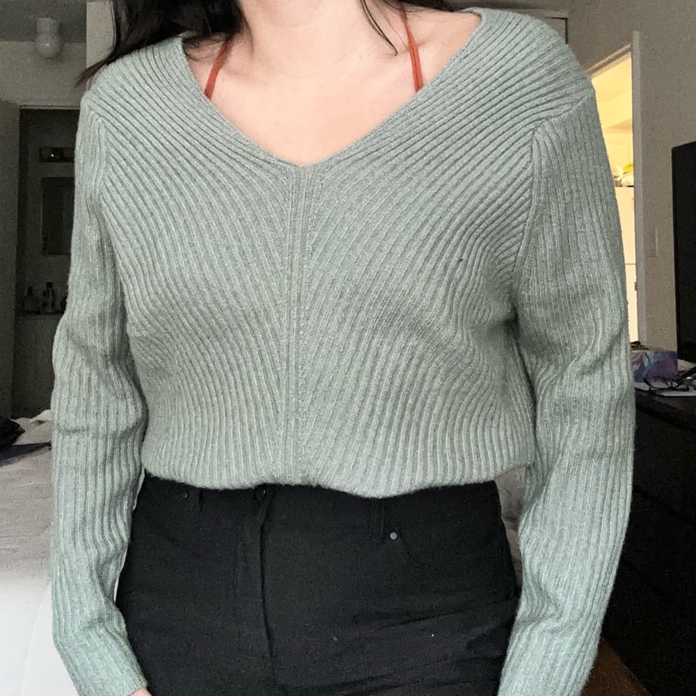 Sage green v-neck sweater. Size: XS. Brand: Primark.